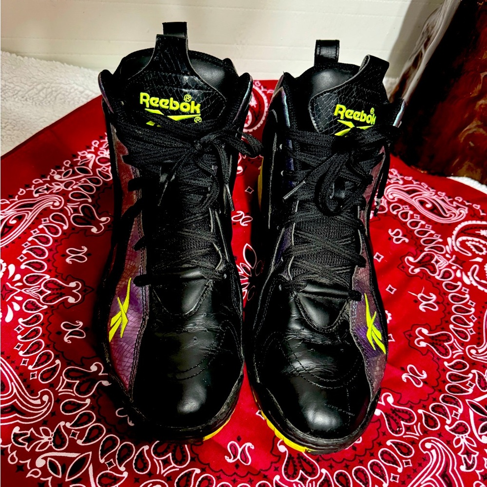 Men’s Reebok Mid Kamikaze snake skin in size 12
